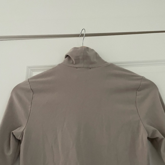Standard James Perse Cotton Neutral Turtleneck Top Large - Picture 4 of 6